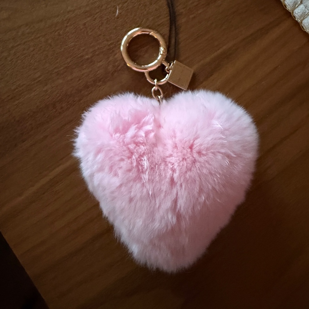 Linda Richards Rex Rabbit Fur Pink Heart Key Chain Bag Charm New w/Tag $38